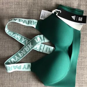 IVY PARK Drip 2 size XS Green Sports bra